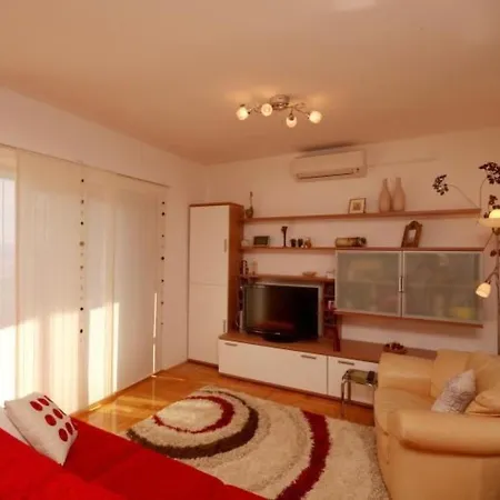 Mit Terrasse Und Herrlichem Ausblick By Interhome Apartament *